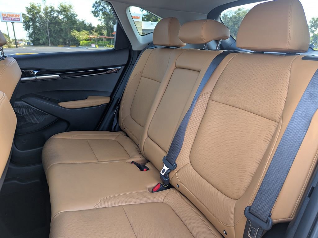 Certified 2024 Kia Seltos EX image 10