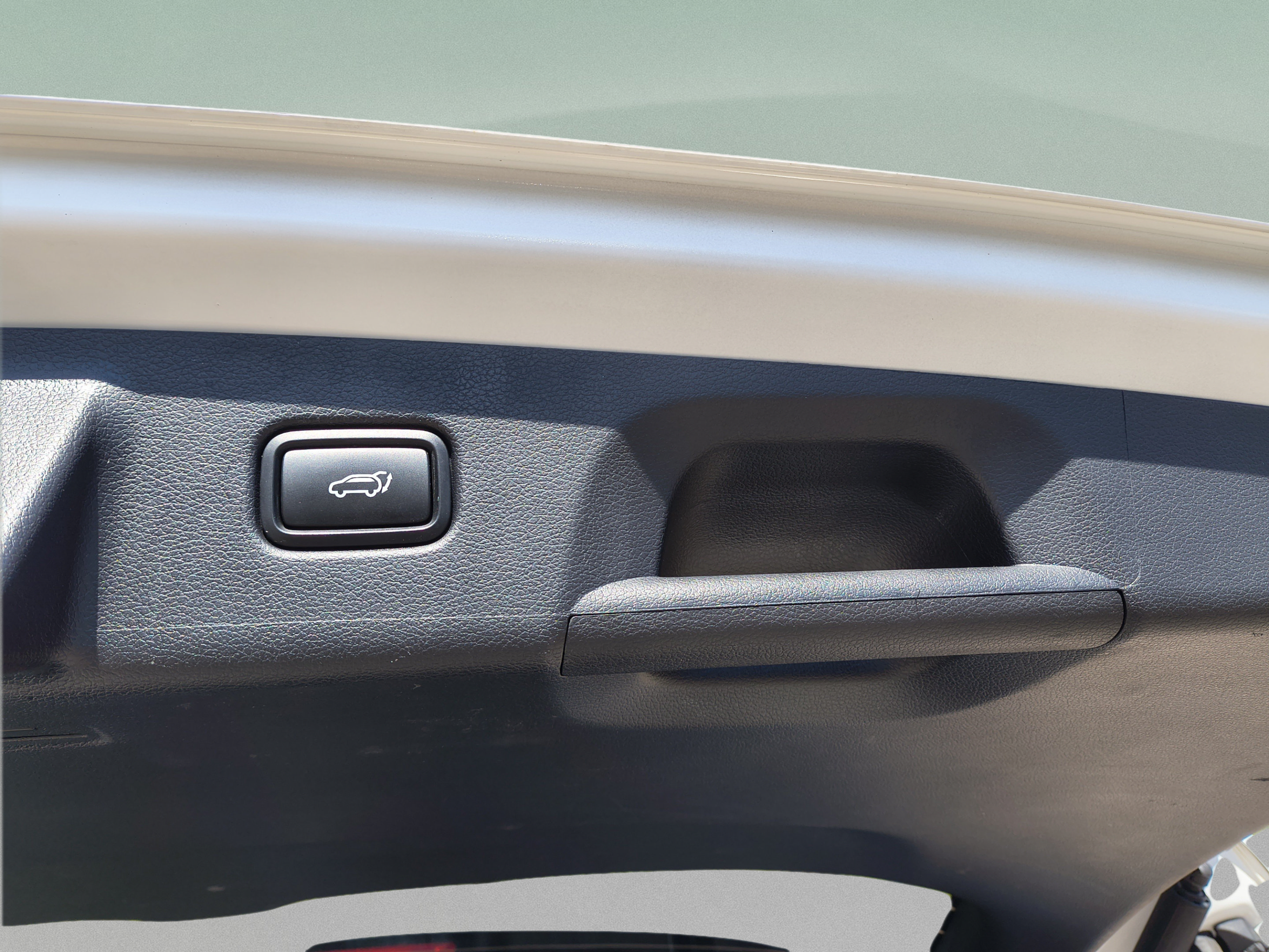 Used 2024 Hyundai Palisade SEL FWD image 12
