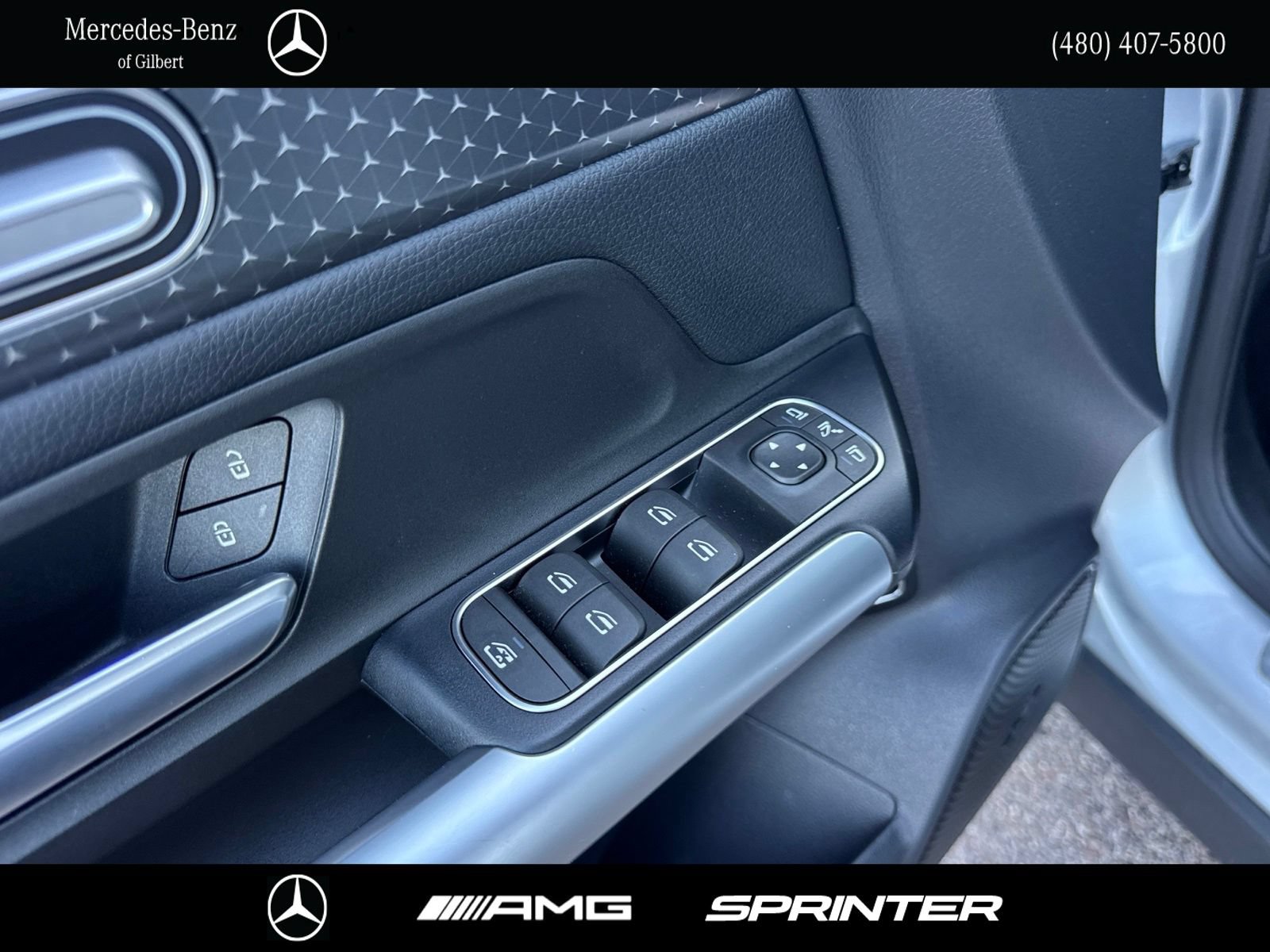 Certified 2025 Mercedes-Benz GLA 250 w/ Exclusive Package image 17