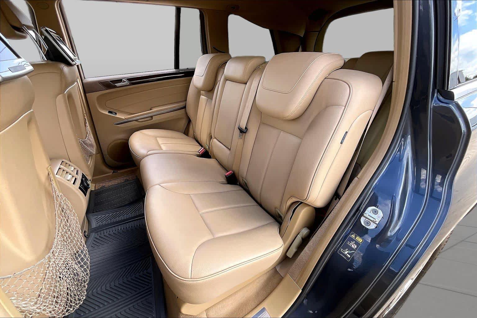 Used 2012 Mercedes-Benz GL 450 4MATIC image 17