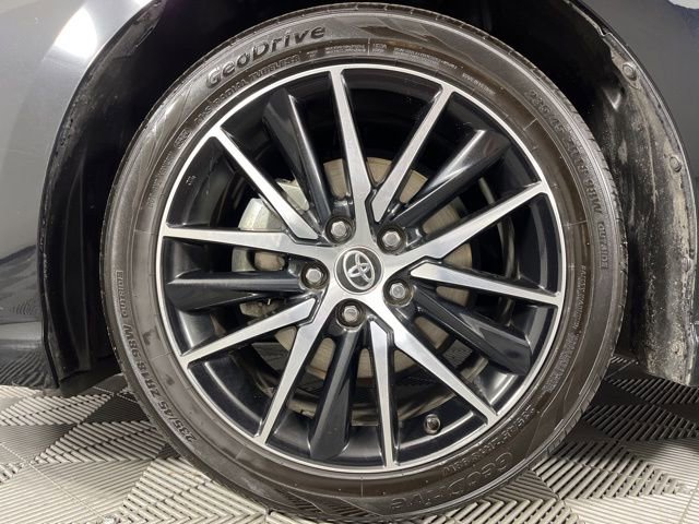 Used 2023 Toyota Camry SE image 10