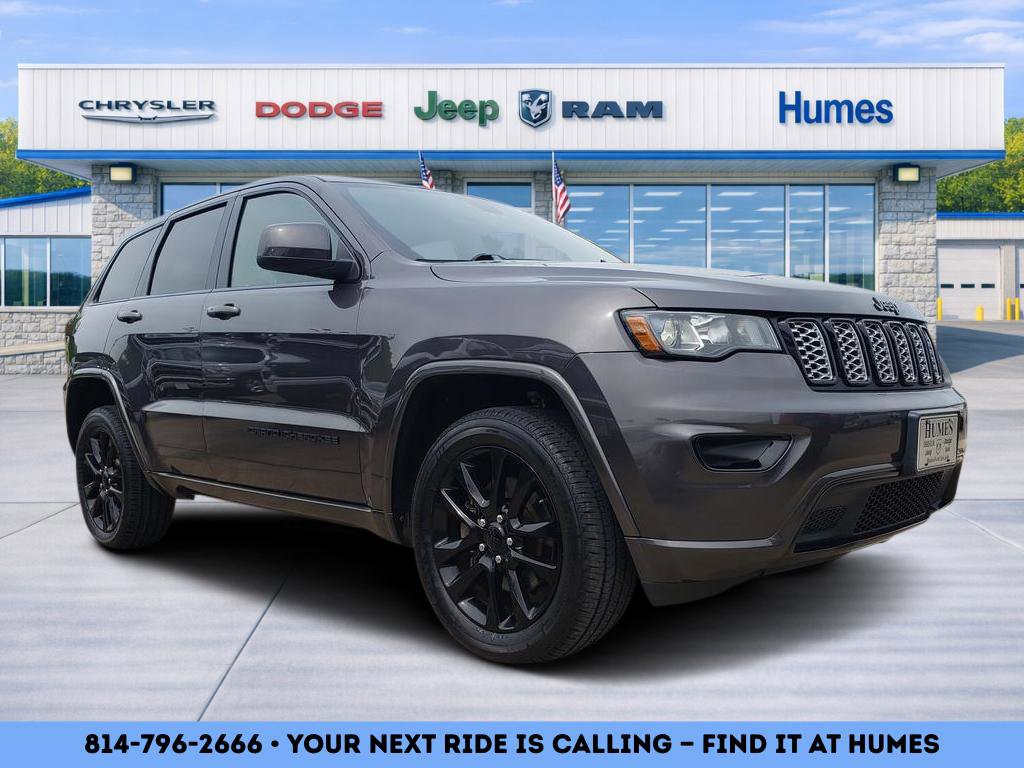Used 2021 Jeep Grand Cherokee Laredo X AWD/4WD image 1