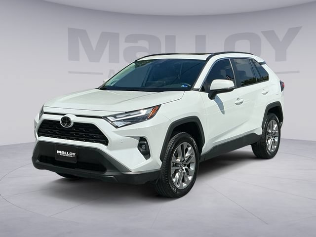 Used 2025 Toyota RAV4 XLE Premium w/ Weather Package AWD/4WD video 1