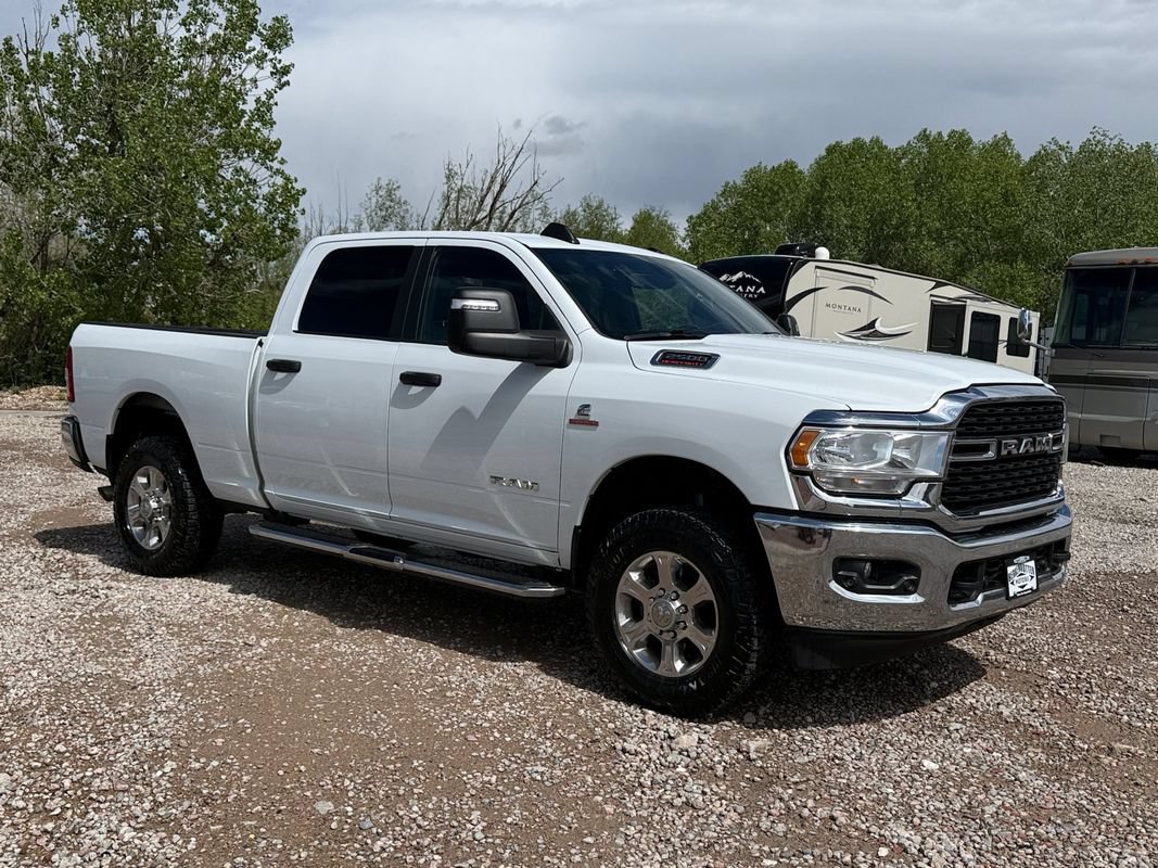 Used 2024 RAM 2500 Big Horn w/ Off Road Package AWD/4WD image 2