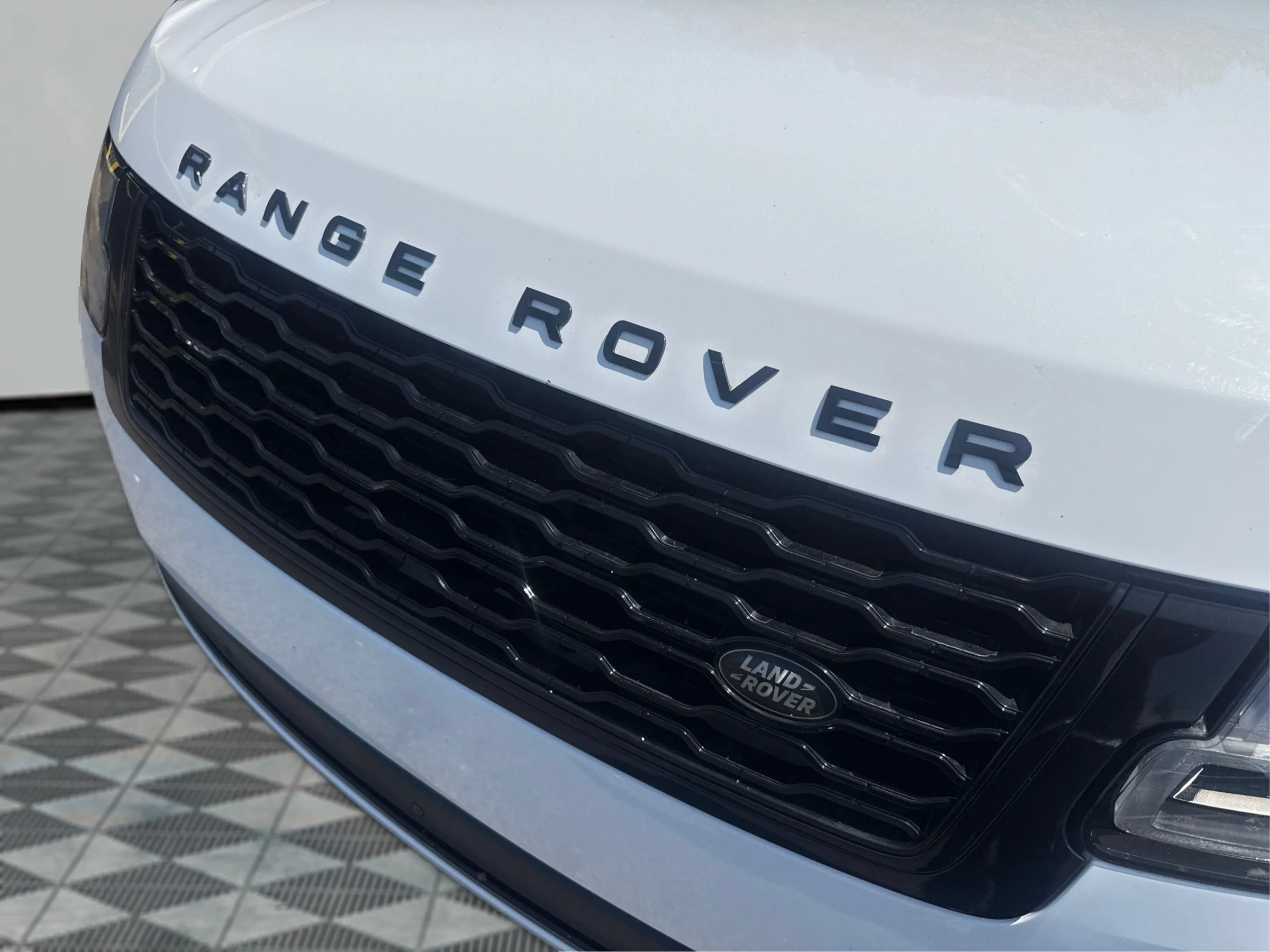 Used 2020 Land Rover Range Rover Long Wheelbase HSE AWD/4WD image 31
