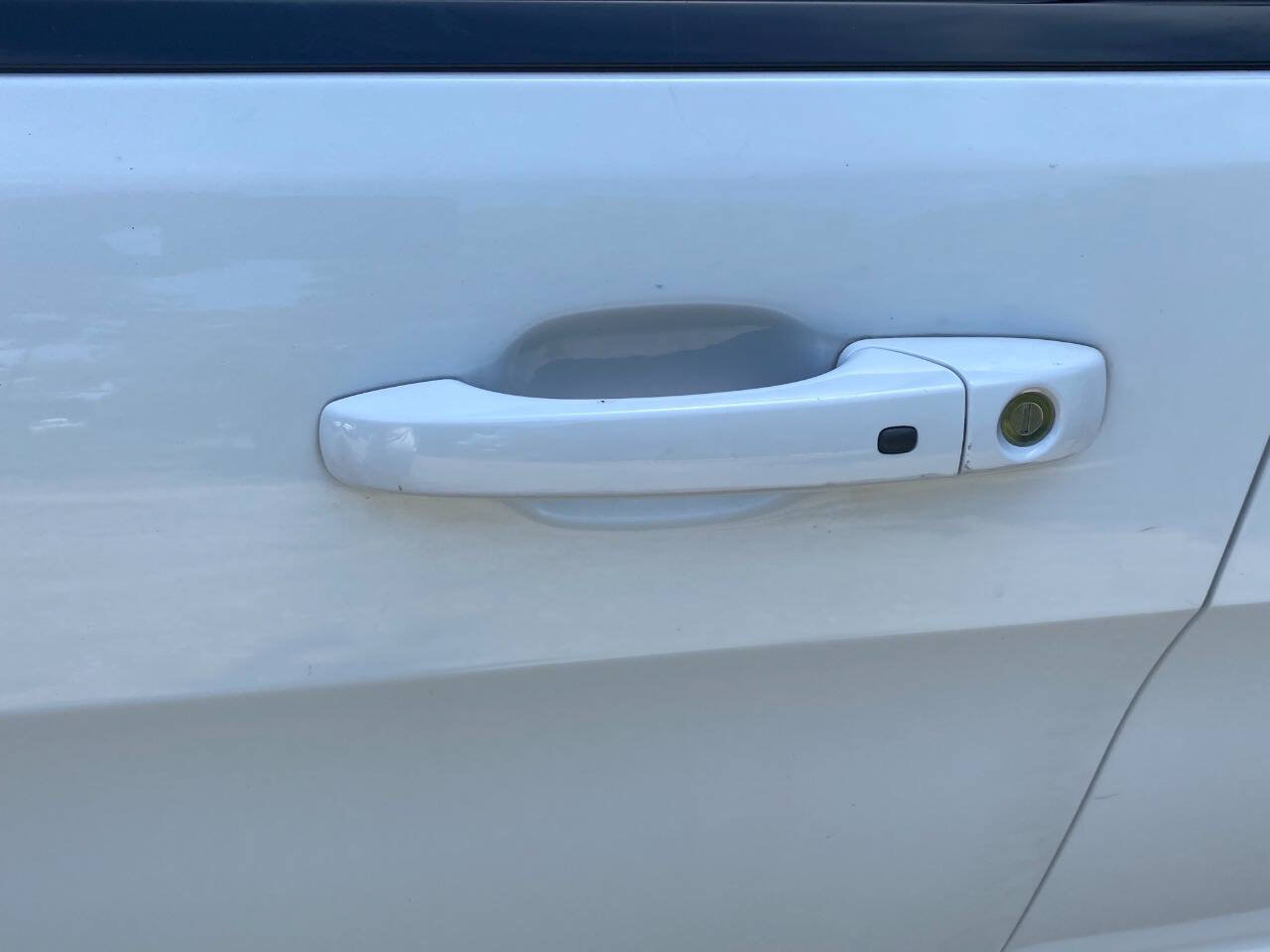 Used 2019 Jeep Grand Cherokee Altitude AWD/4WD image 10
