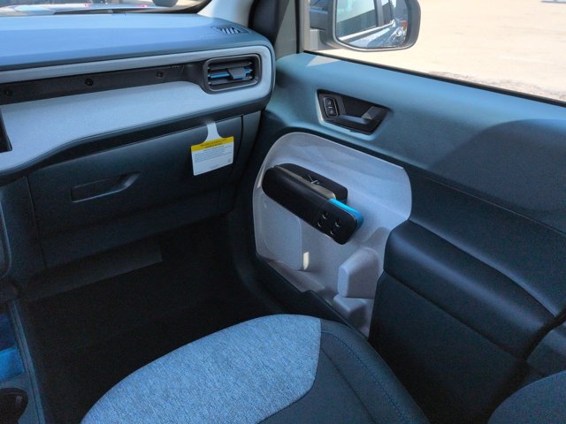New 2026 Ford Maverick XLT w/ XLT Luxury Package FWD image 17