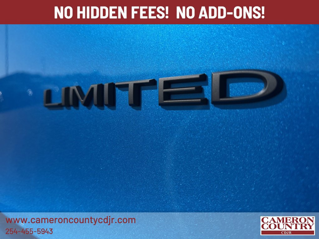 New 2026 Chrysler Pacifica Limited w/ S Appearance Package FWD image 22