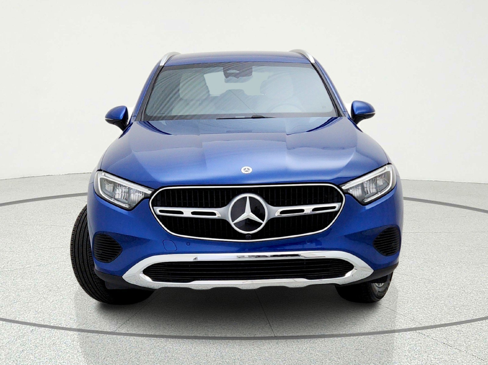 Certified 2026 Mercedes-Benz GLC 300 image 3