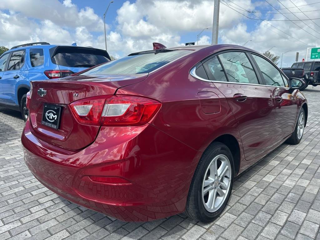 Used 2017 Chevrolet Cruze LT w/ Convenience Package image 7