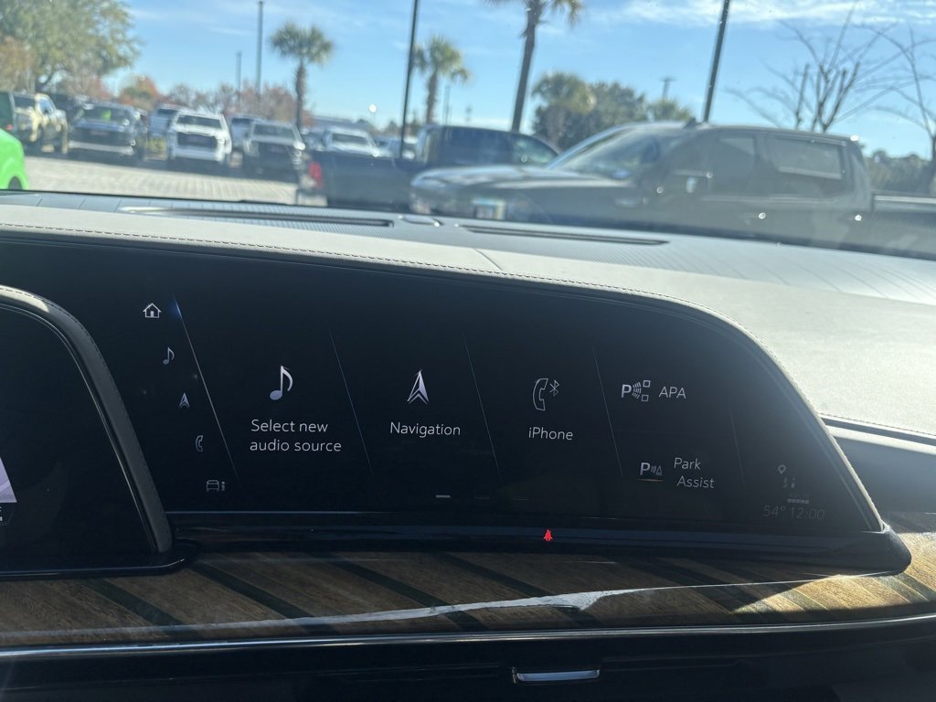 Used 2022 Cadillac Escalade ESV Sport Platinum image 28