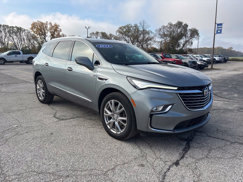 Used 2023 Buick Enclave Premium AWD/4WD image 6