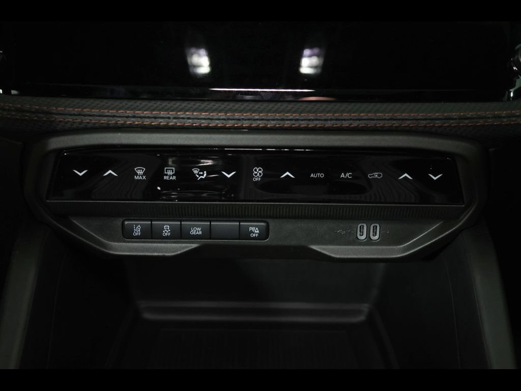 New 2026 Jeep Cherokee Overland AWD/4WD image 21
