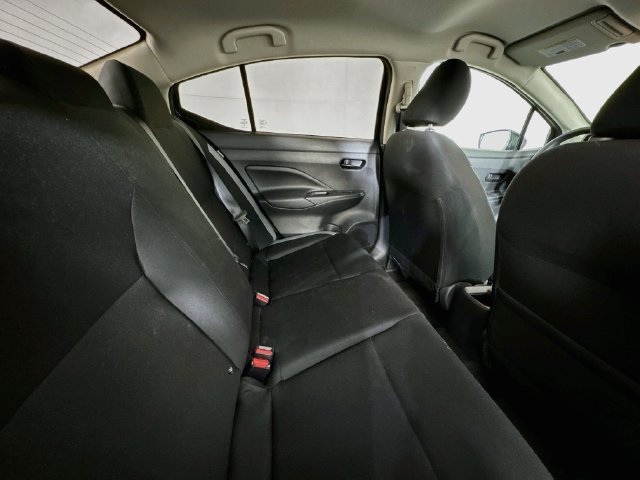 Used 2025 Nissan Versa S w/ Trunk Package FWD image 23