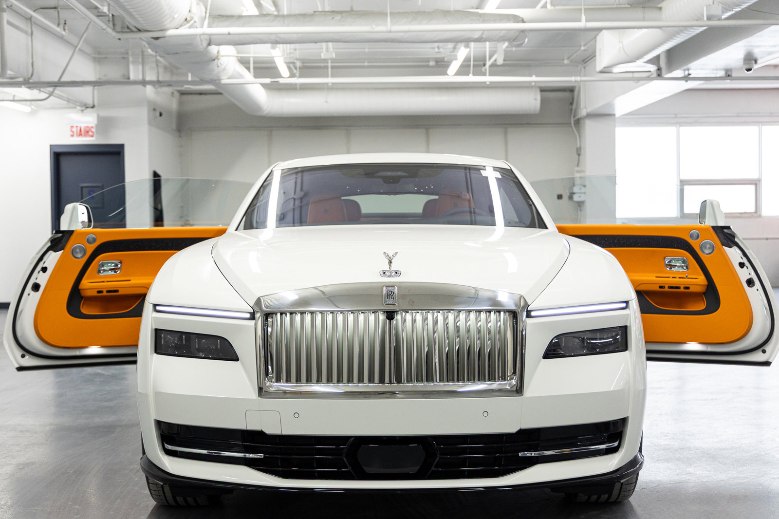 New 2026 Rolls-Royce Spectre image 17