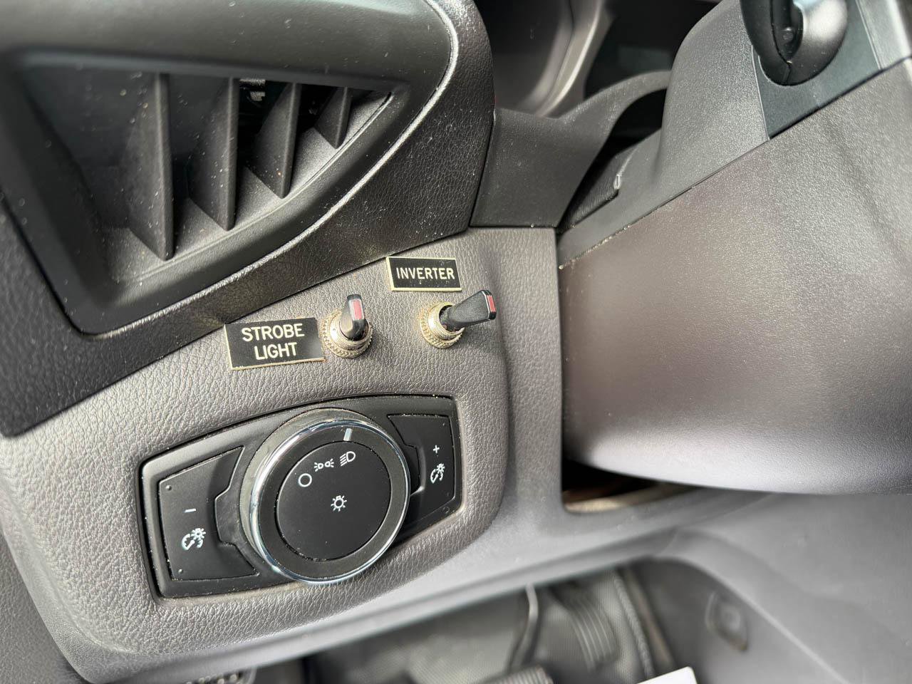 Used 2014 Ford Transit Connect XL image 14