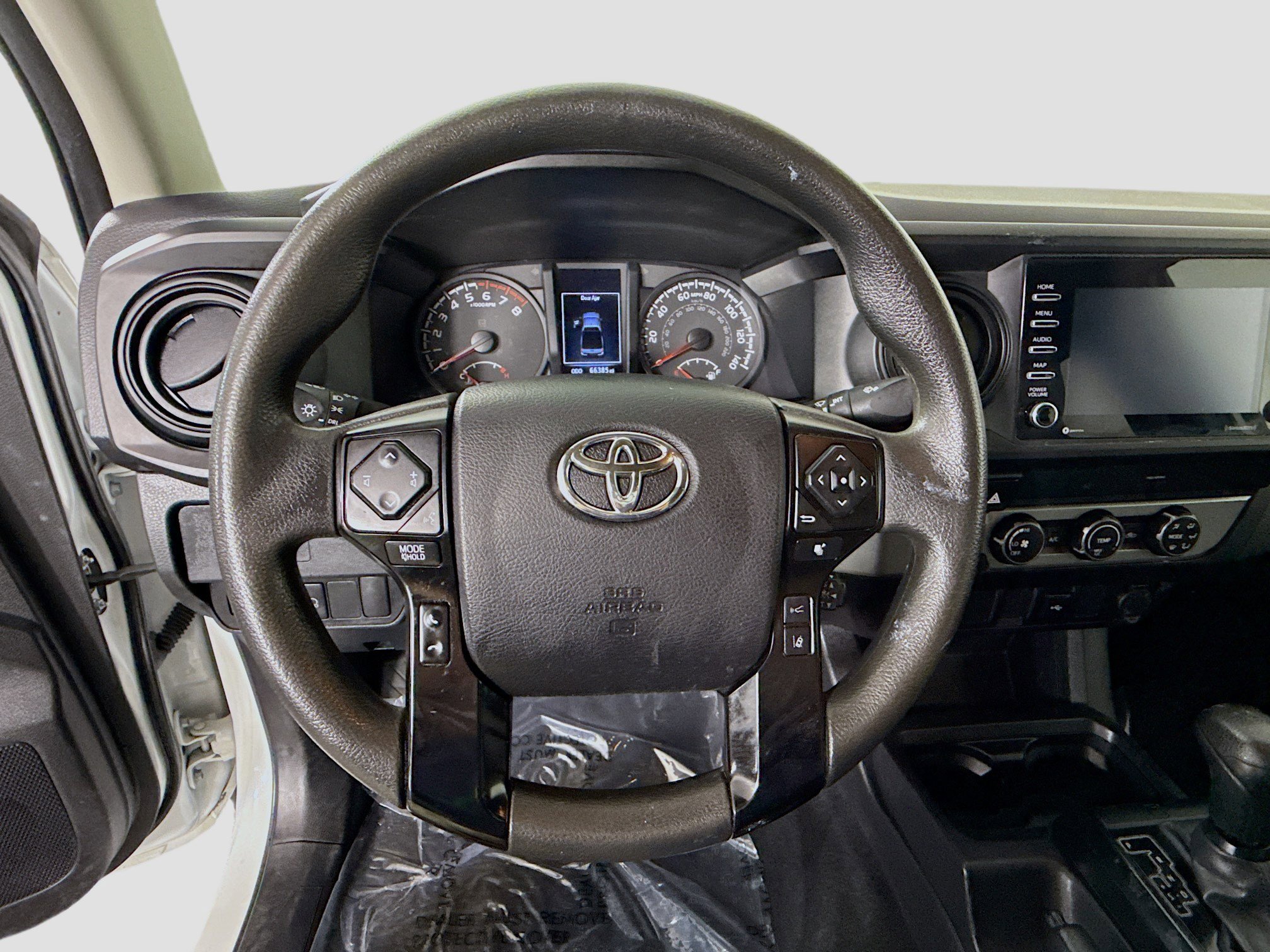 Used 2022 Toyota Tacoma SR image 13