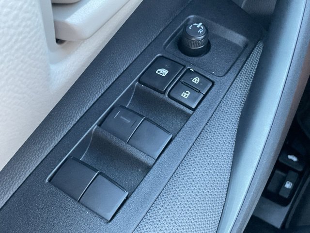 New 2027 Toyota Corolla LE FWD image 30