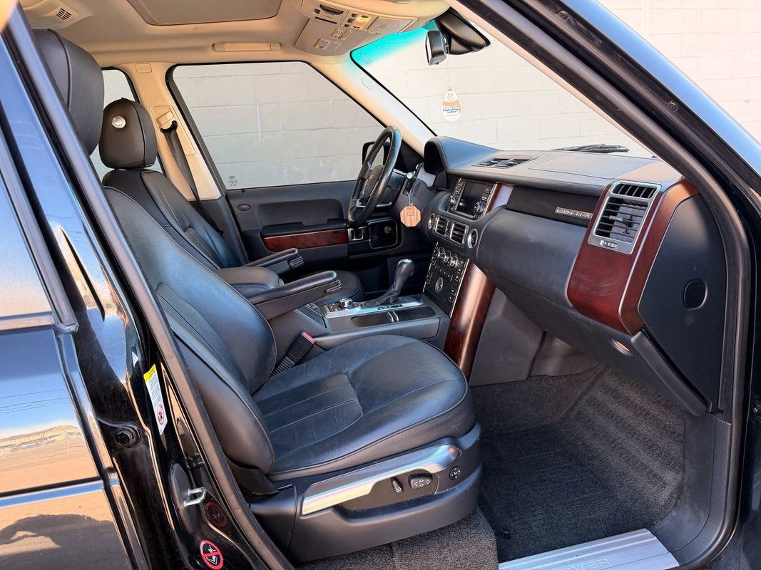 Used 2012 Land Rover Range Rover HSE image 7