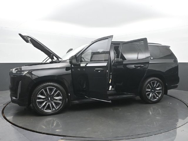 Used 2021 Cadillac Escalade Sport w/ Driver Assist Tech Package AWD/4WD image 56