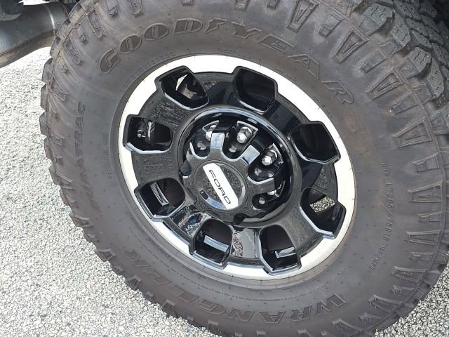 Used 2026 Ford F350 King Ranch w/ Tremor Off-Road Package AWD/4WD image 13