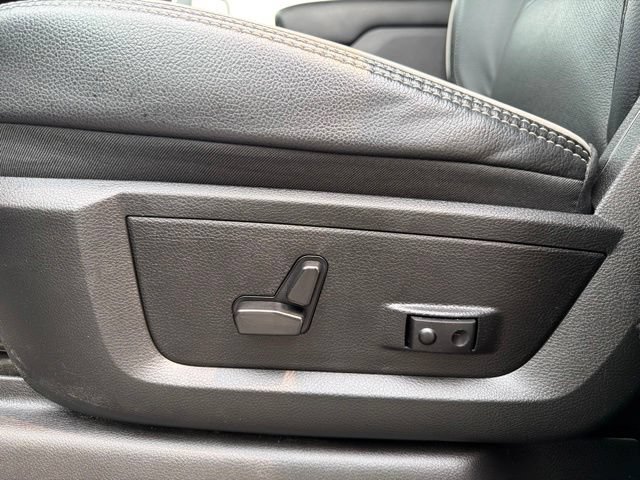 Used 2025 RAM 2500 Laramie w/ Night Edition AWD/4WD image 21
