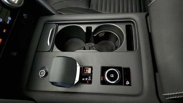 Used 2023 Land Rover Discovery S R-Dynamic AWD/4WD image 71