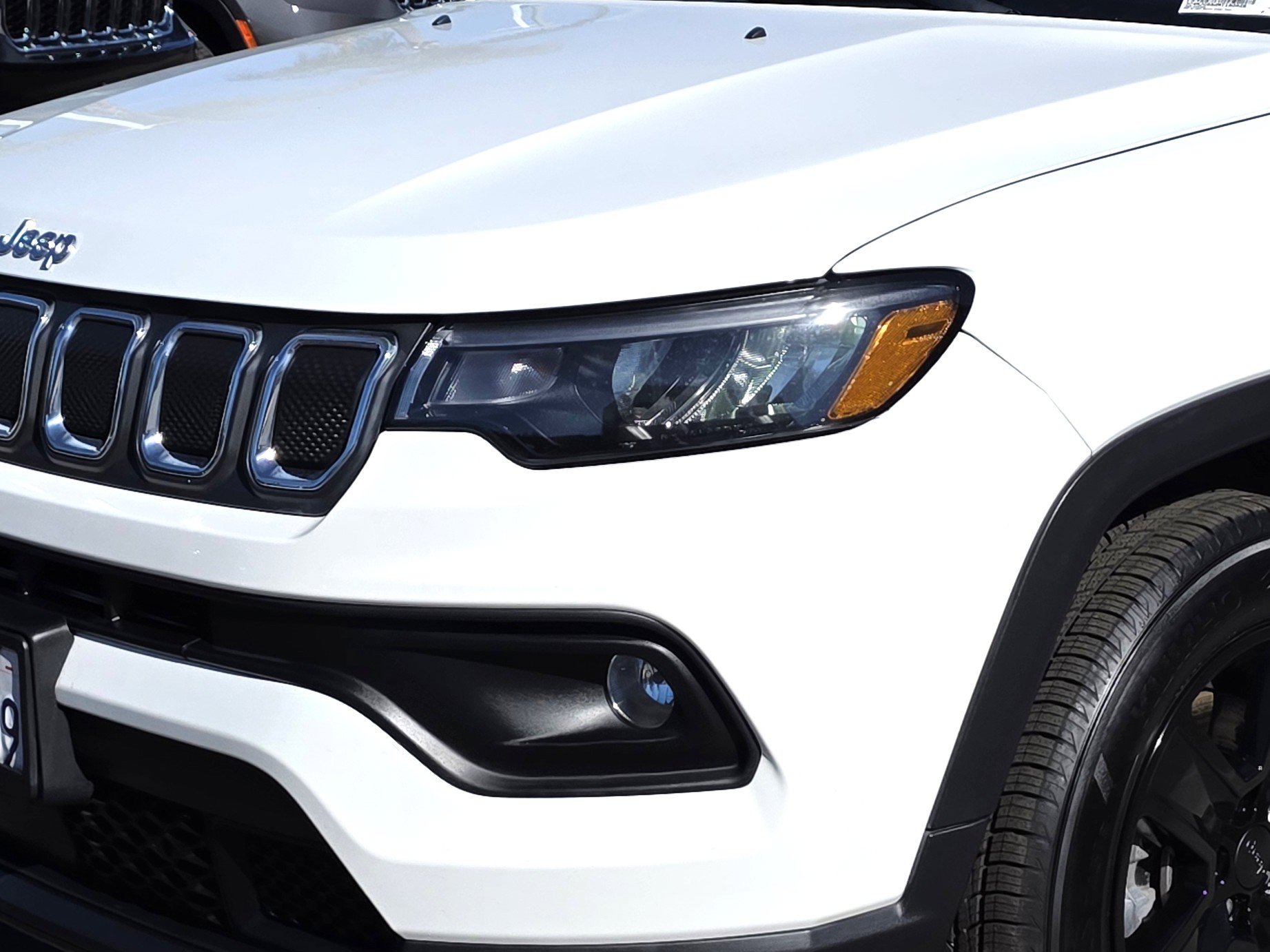 Certified 2022 Jeep Compass Latitude image 8