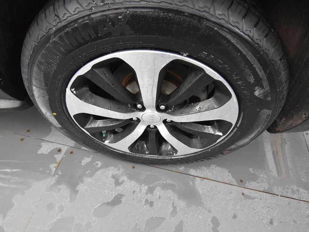 Used 2016 Kia Sorento EX image 9