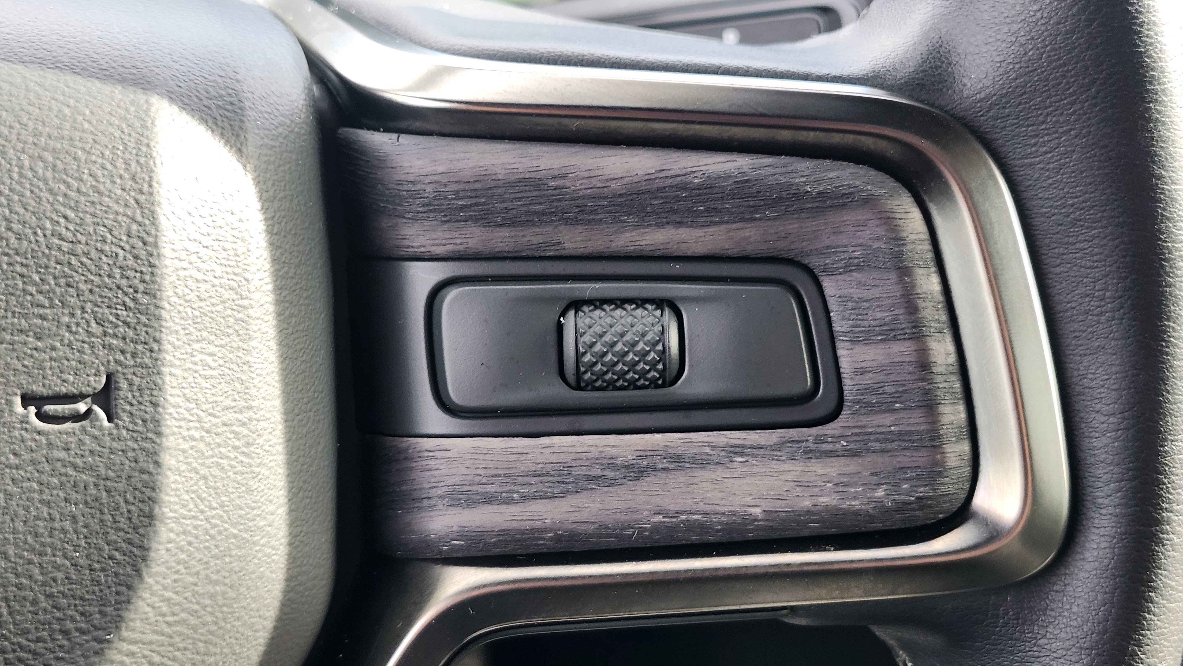 Used 2022 Rivian R1T Launch Edition image 33