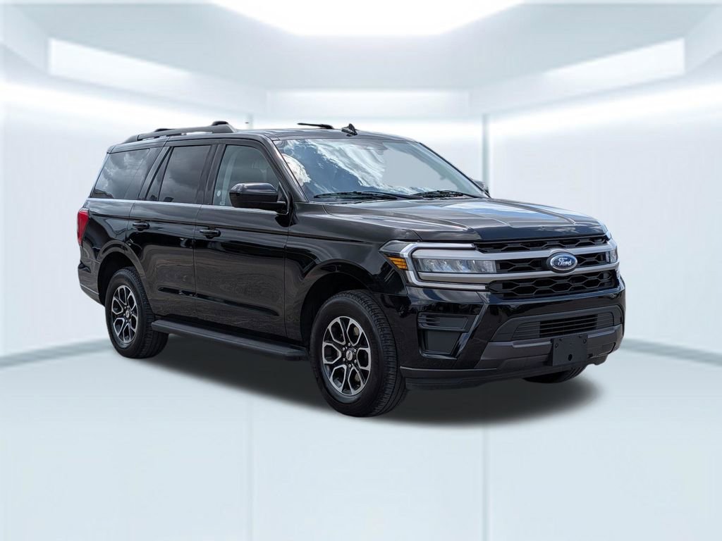 Used 2024 Ford Expedition XLT AWD/4WD image 8