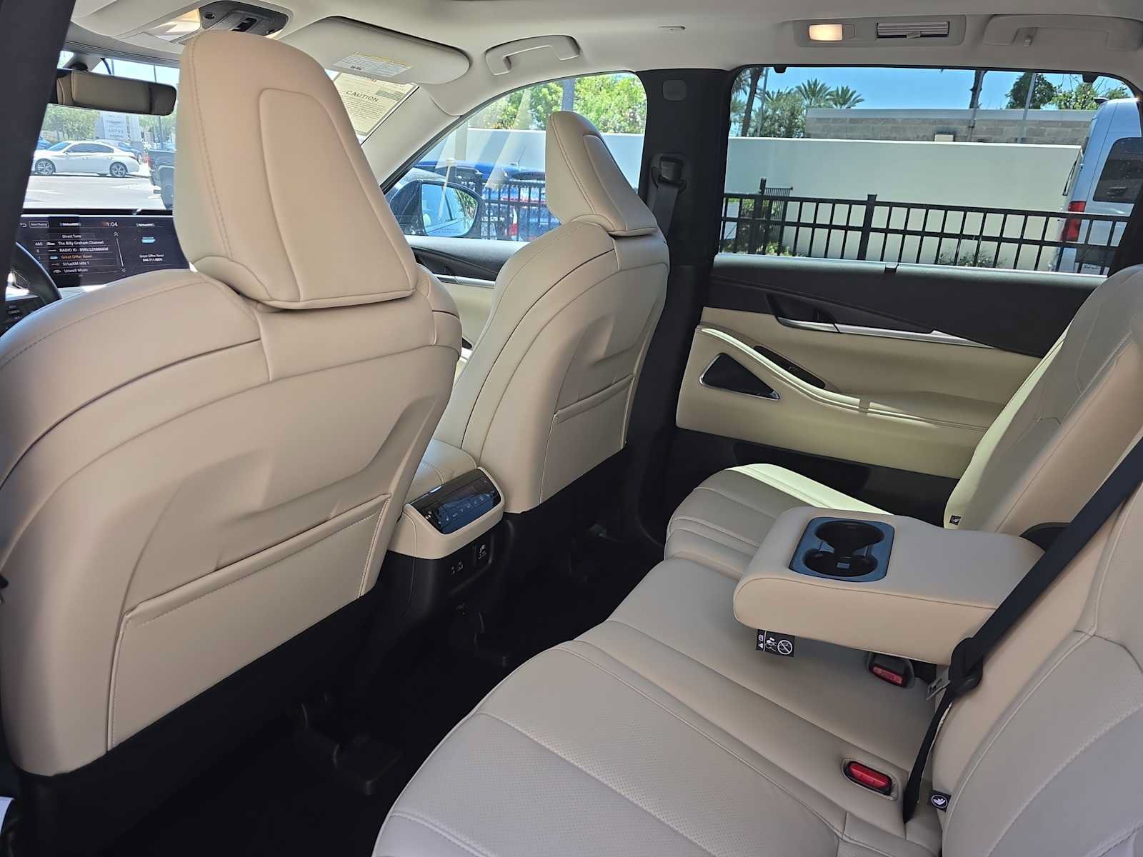 Certified 2025 INFINITI QX60 Sensory AWD/4WD image 14