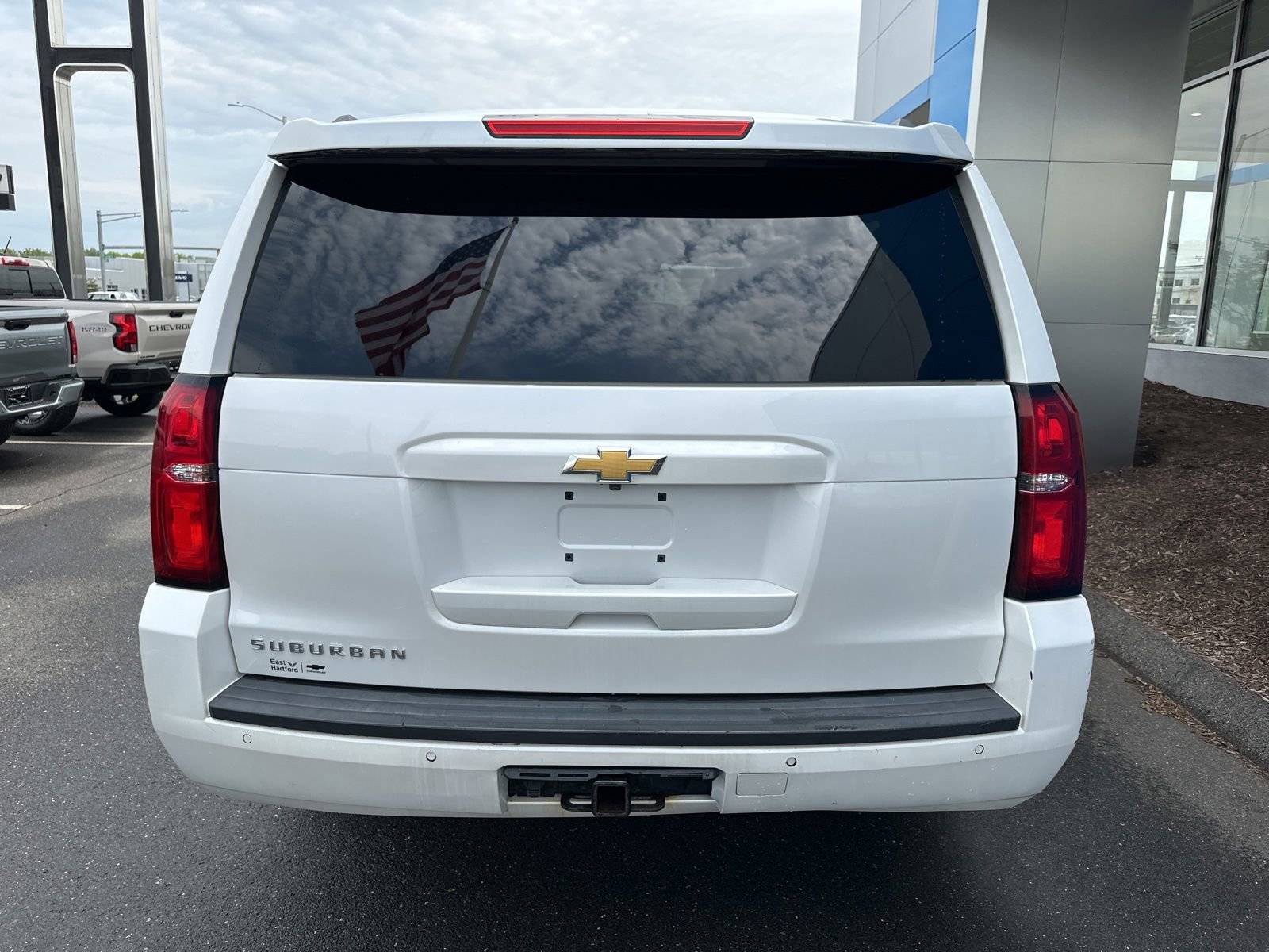 Used 2018 Chevrolet Suburban LT AWD/4WD image 6