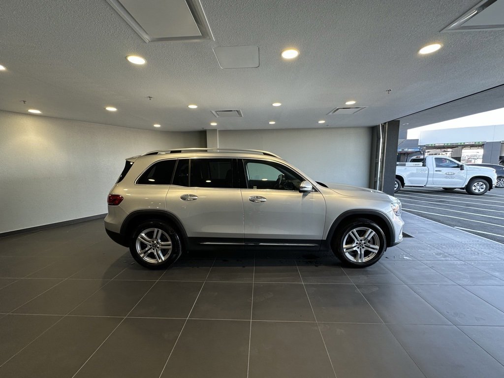 Used 2020 Mercedes-Benz GLB 250 w/ Premium Package image 4