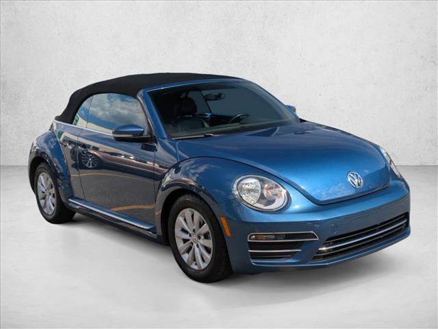 Used 2018 Volkswagen Beetle 2.0T S FWD image 3