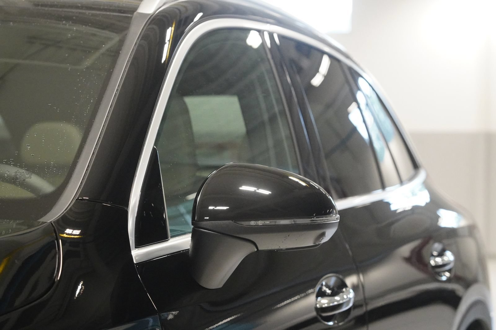 Certified 2026 Mercedes-Benz GLC 300 4MATIC image 7