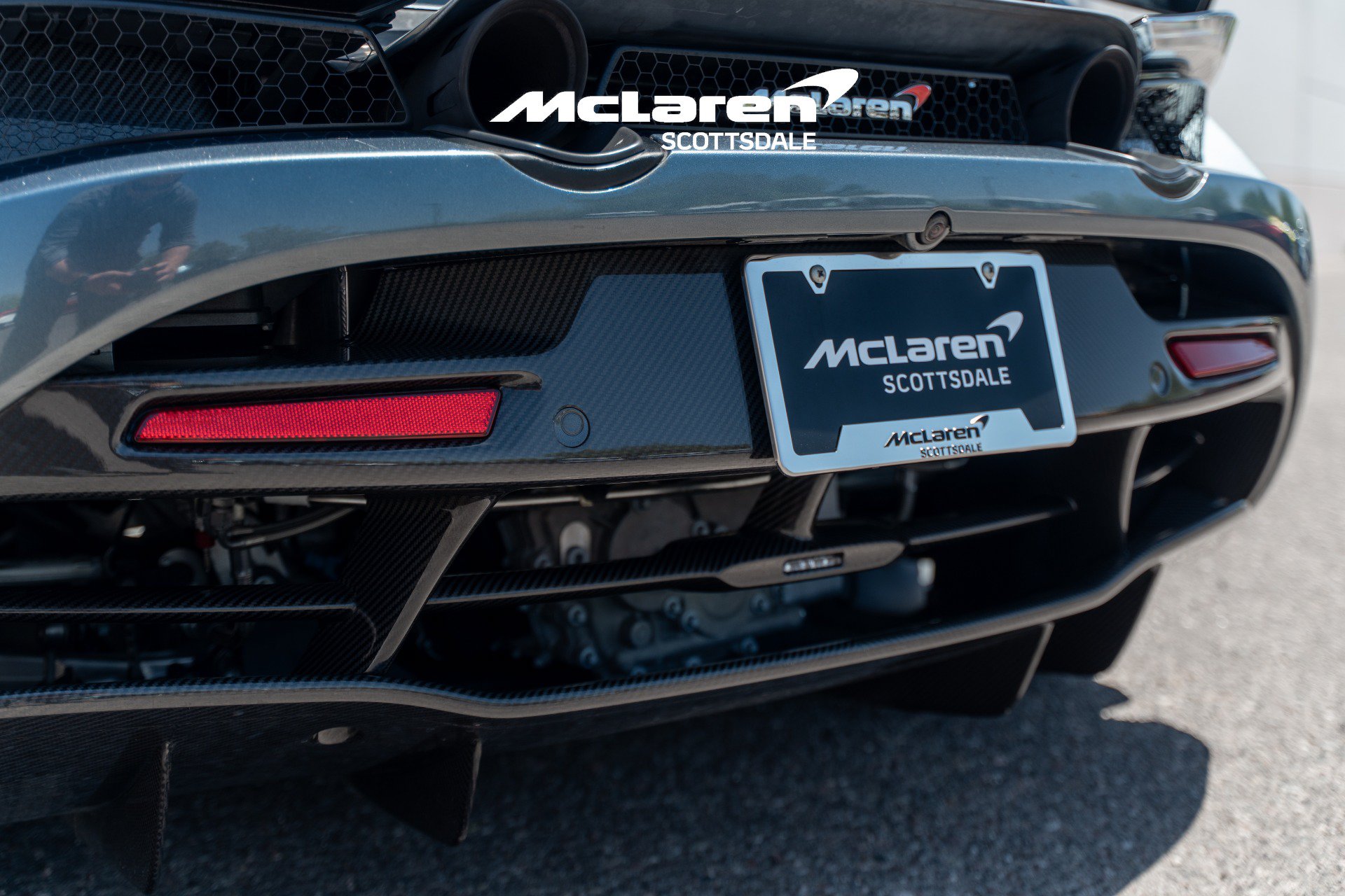 Used 2018 McLaren 720S Performance RWD image 33