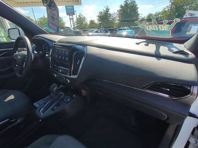 Used 2023 Chevrolet Traverse LT FWD image 30