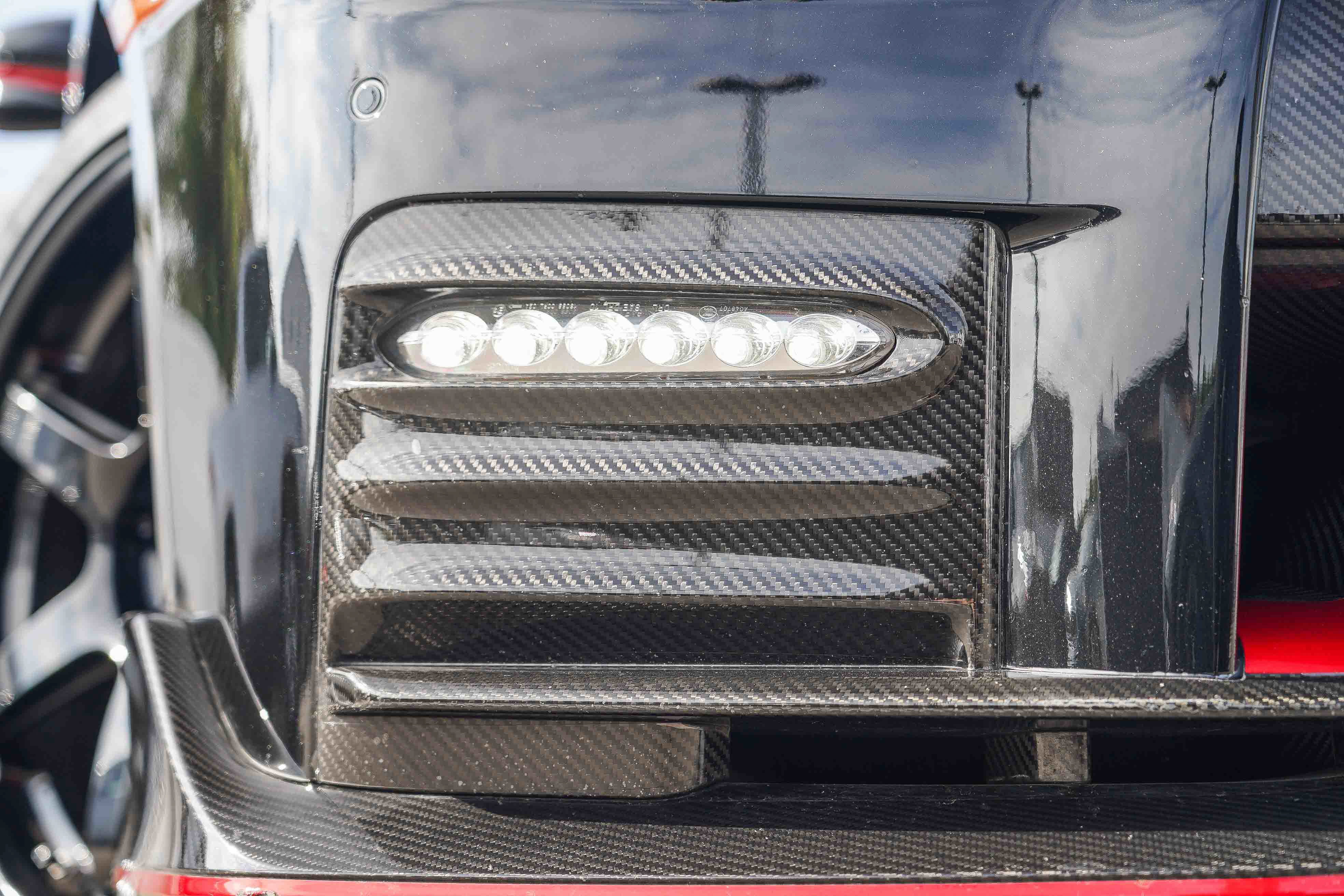 Used 2018 Nissan GT-R NISMO image 7