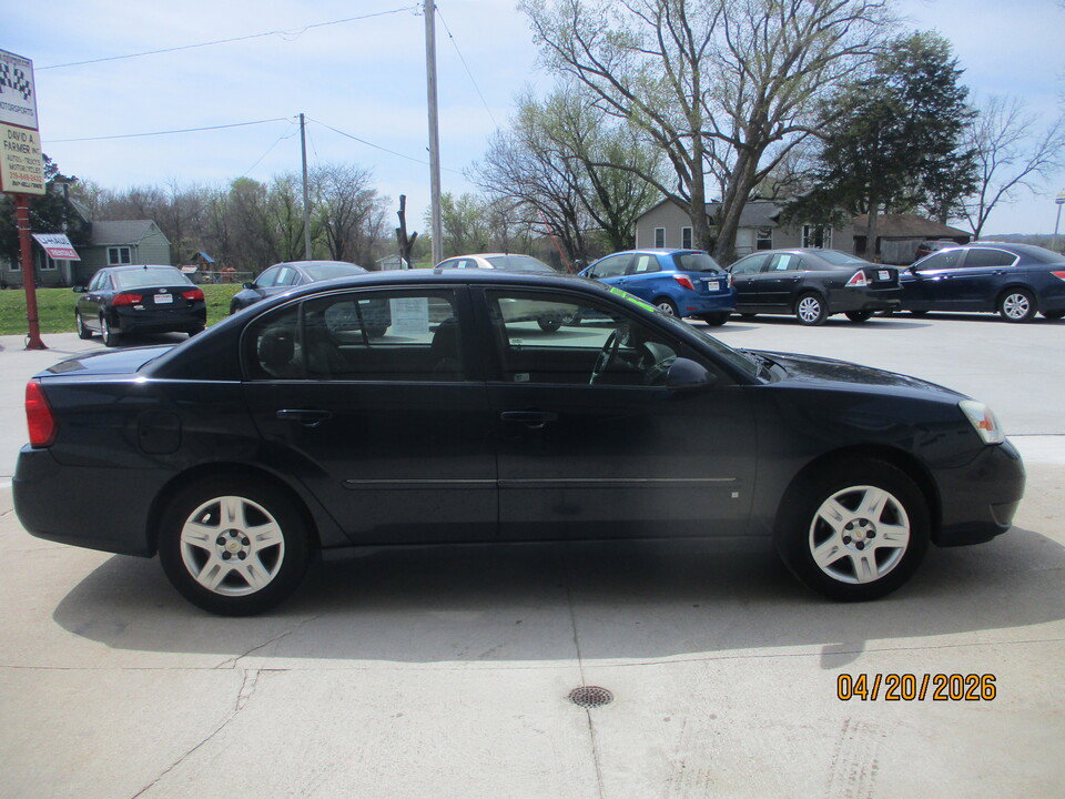 Used 2006 Chevrolet Malibu LT FWD image 2