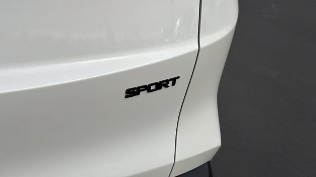 Used 2023 Honda CR-V Sport image 11