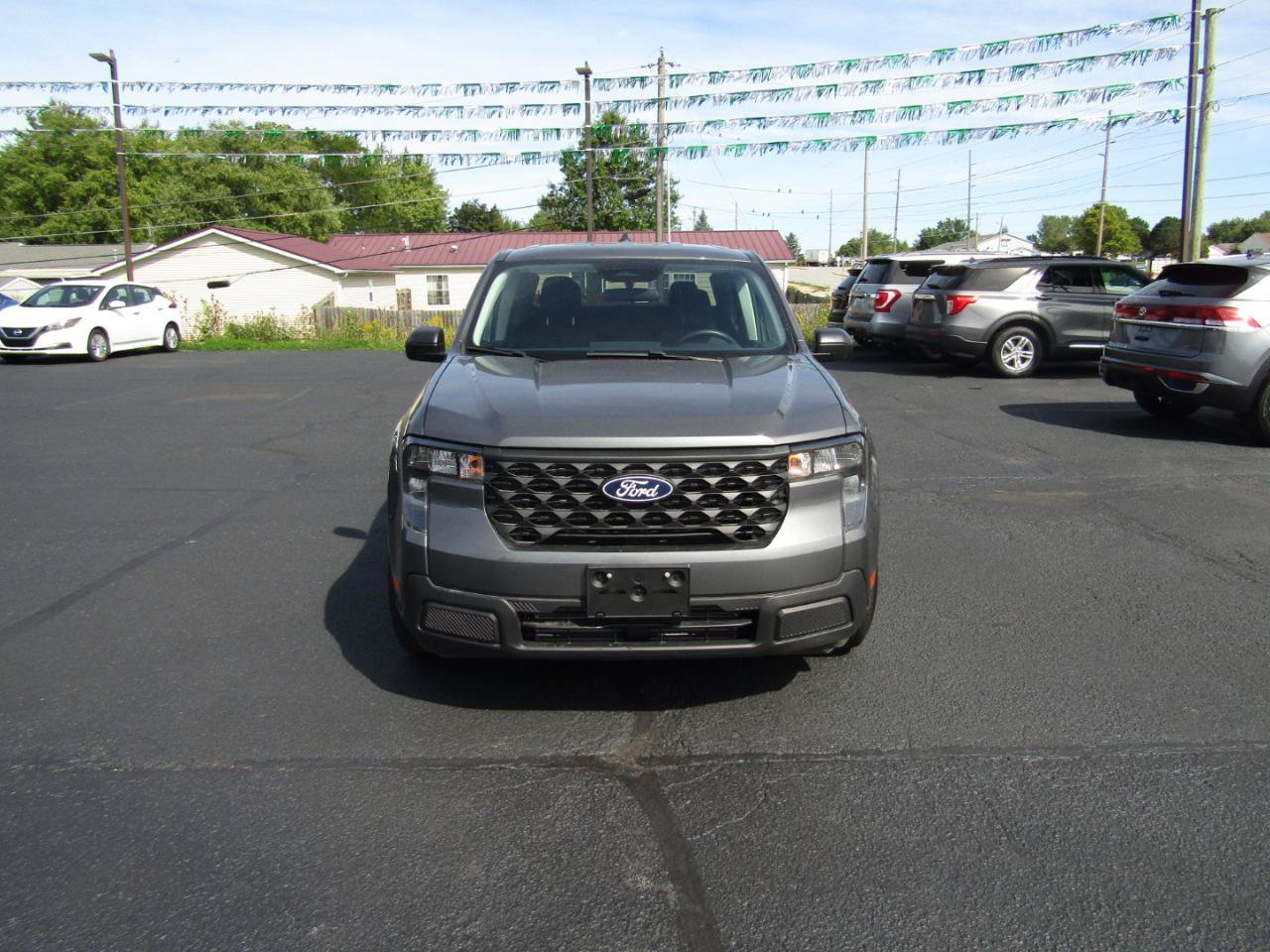 Used 2025 Ford Maverick XL w/ Equipment Group 102A AWD/4WD image 2