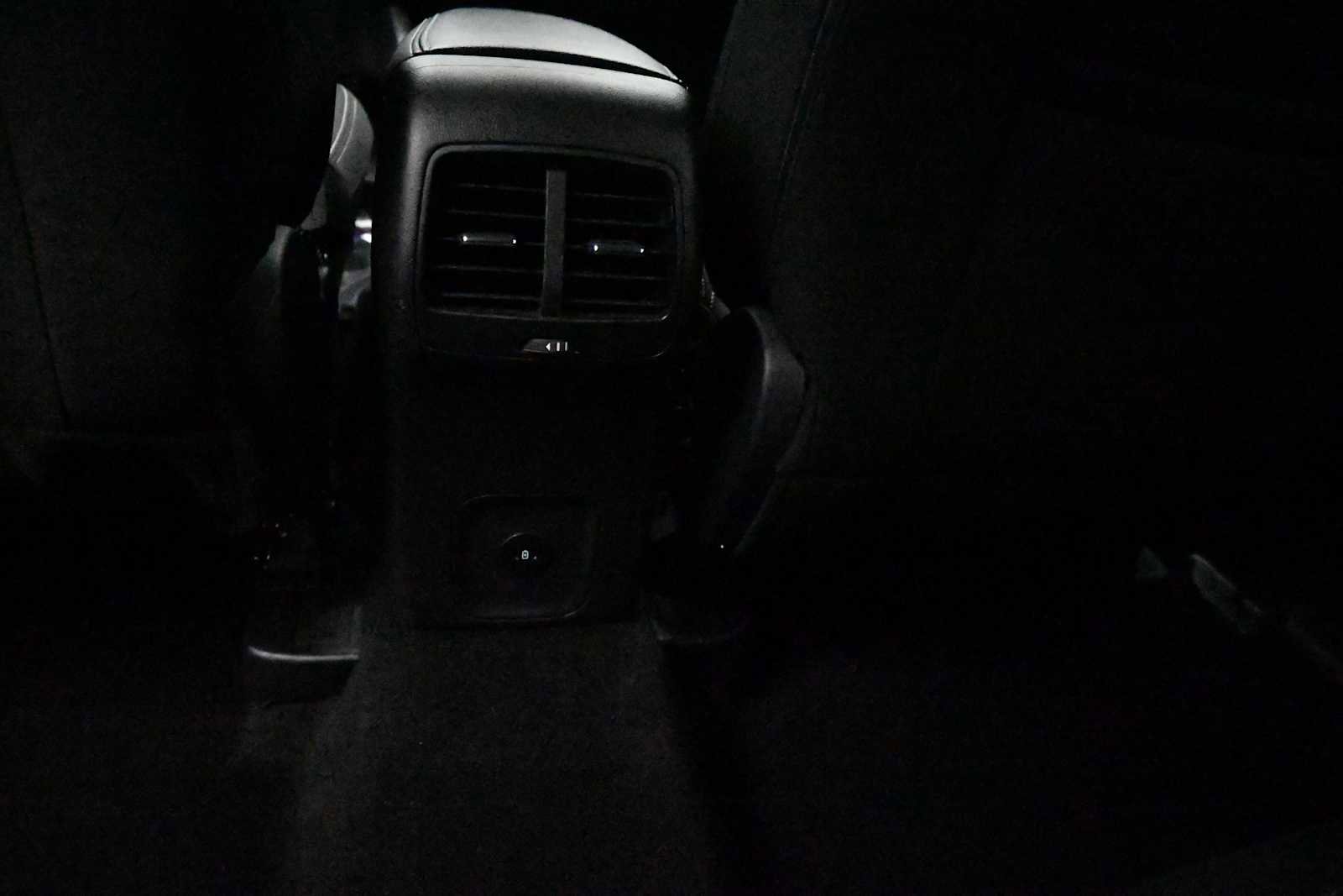 Used 2025 Ford Escape Active AWD/4WD image 27