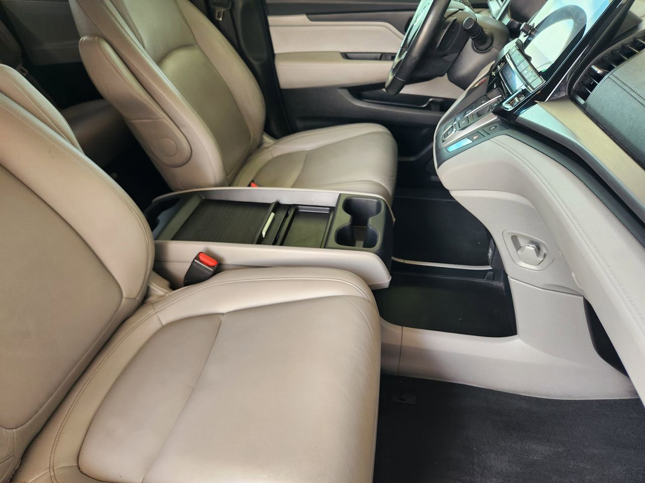Used 2023 Honda Odyssey EX-L image 13
