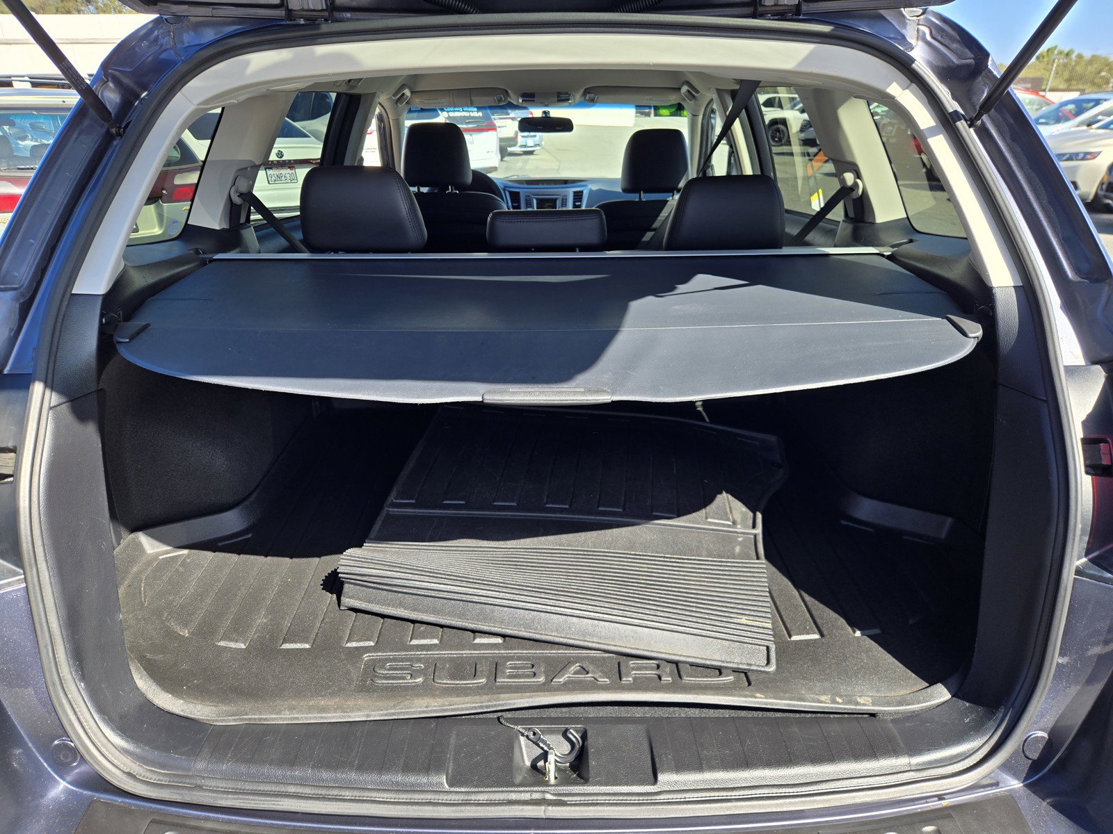 Used 2014 Subaru Outback 2.5i Limited AWD/4WD image 27
