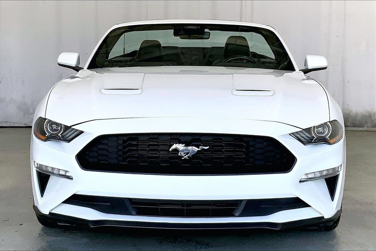 Used 2023 Ford Mustang Premium RWD image 2