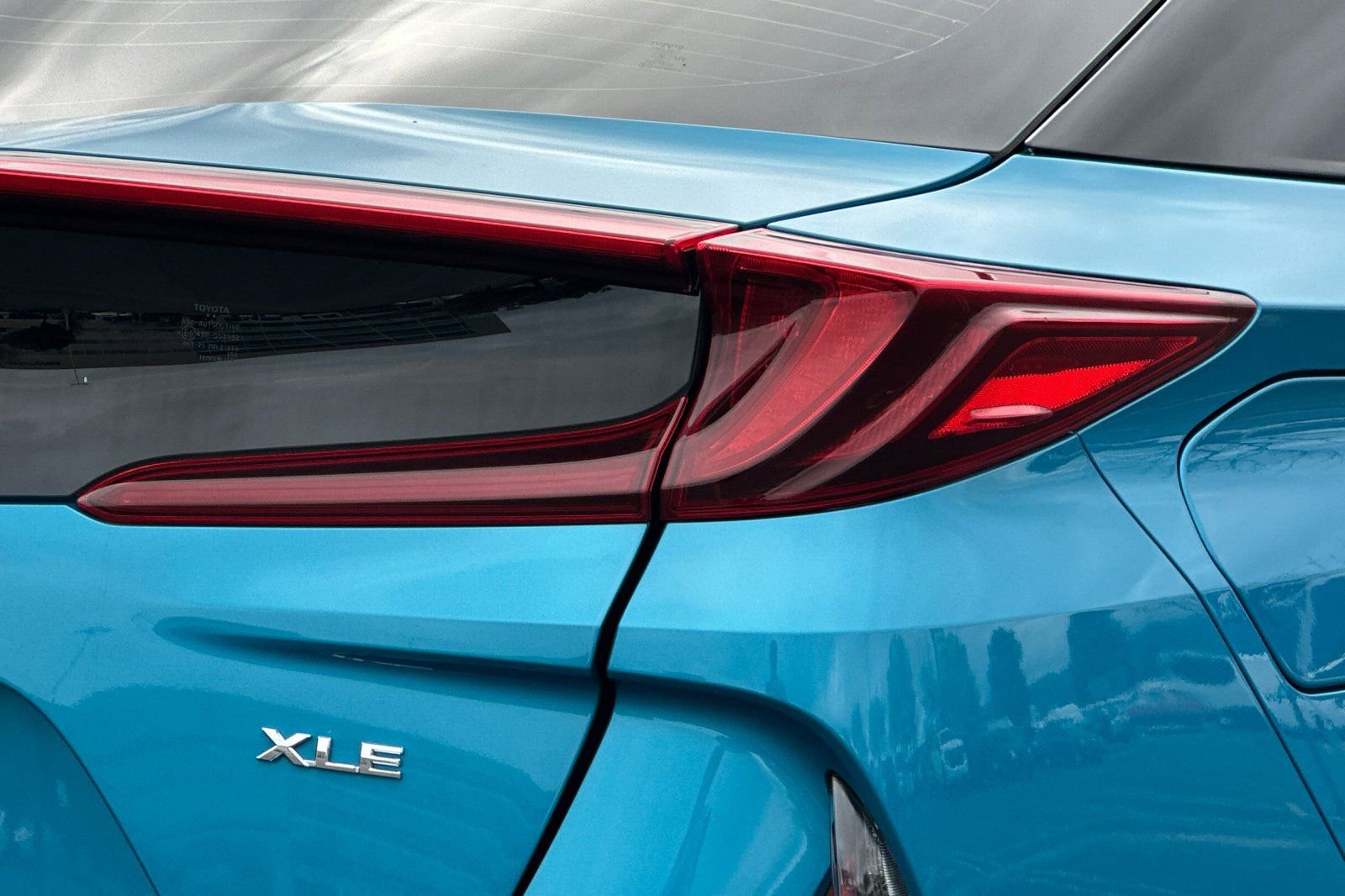 Used 2022 Toyota Prius Prime XLE image 49