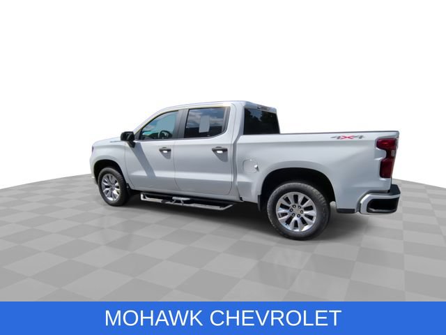 Certified 2022 Chevrolet Silverado 1500 Custom AWD/4WD image 6