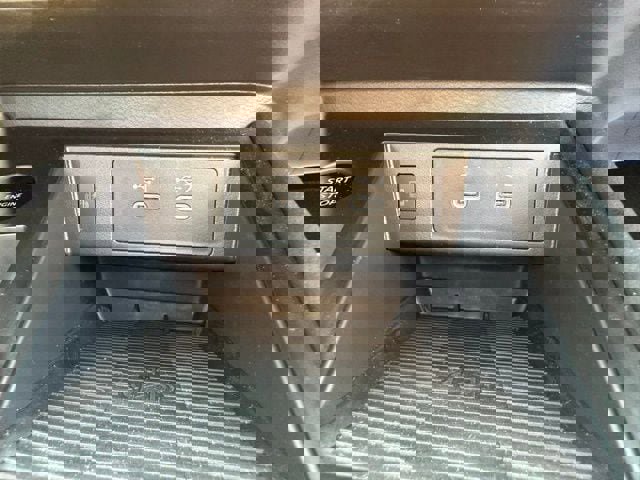 New 2025 Nissan Kicks SR w/ Interior Electronics Package AWD/4WD image 31