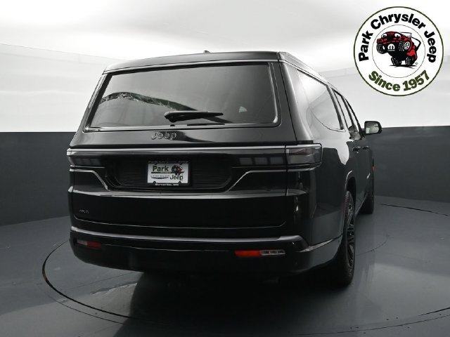 New 2026 Jeep Grand Wagoneer L Limited AWD/4WD image 5